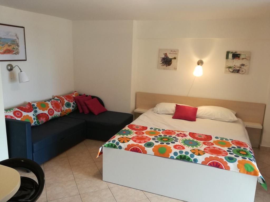 Guesthouse Villa Juric Crikvenica Dış mekan fotoğraf